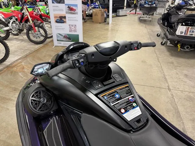 Slide: The Image of Yamaha FX SVHO 2026 - 12