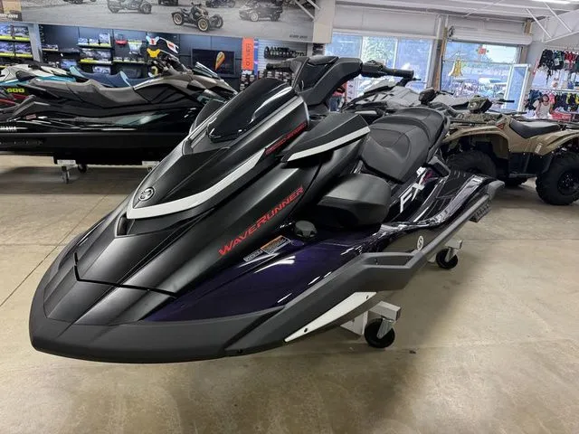 Slide: The Image of Yamaha FX SVHO 2026 - 4