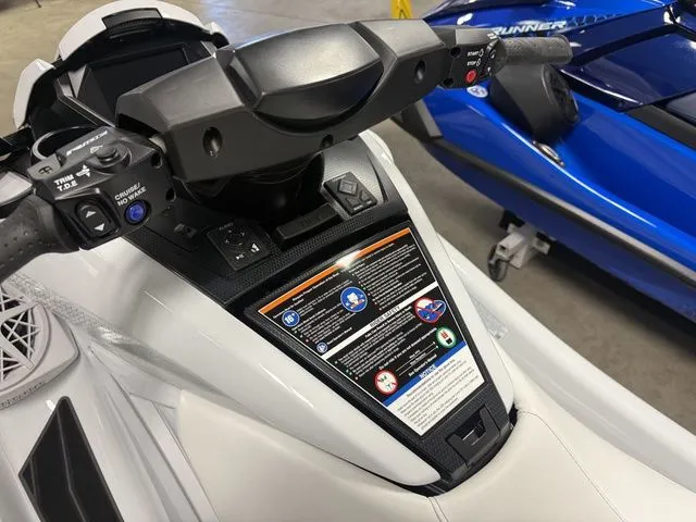 Slide: The Image of Yamaha FX Cruiser SVHO 2026 - 13