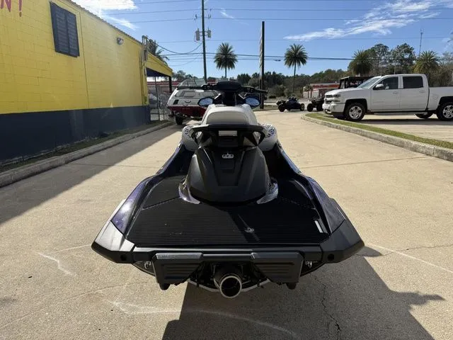 Slide: The Image of Yamaha VX Cruiser HO 2026 - 9