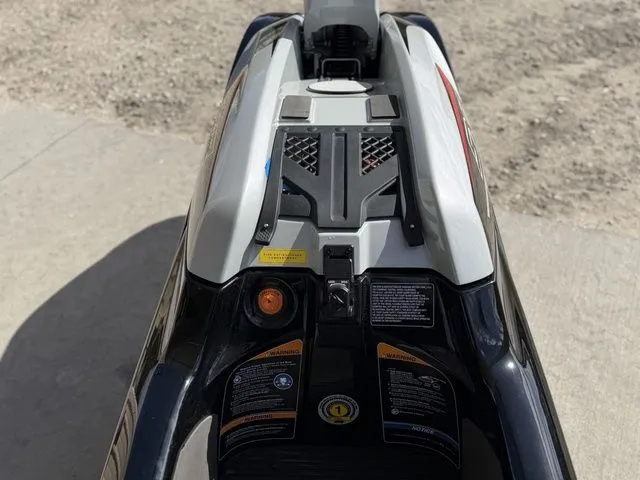 Slide: The Image of Kawasaki SX-R™ 160 2024 - 11