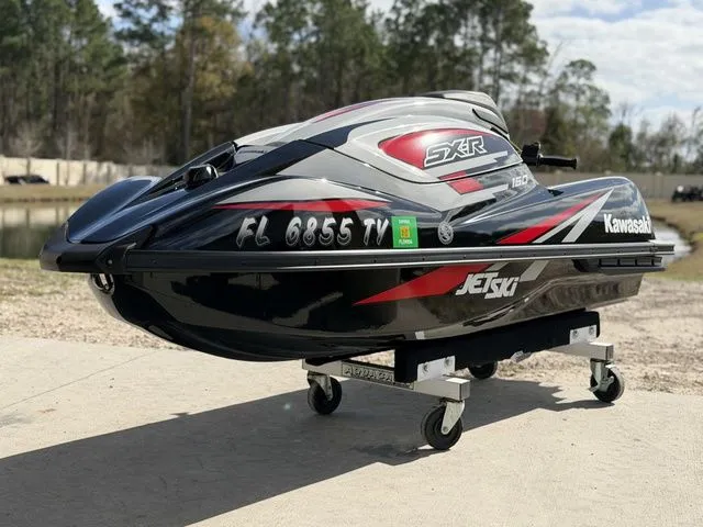 Slide: The Image of Kawasaki SX-R™ 160 2024 - 3