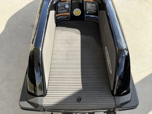 Slide: The Image of Kawasaki SX-R™ 160 2024 - 8