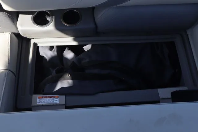 Slide: The Image of Sylvan Mirage 8520 Cruise 2019 - 13