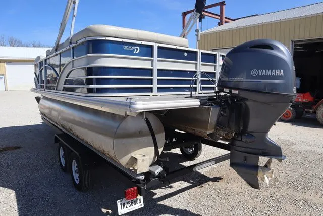 Slide: The Image of Sylvan Mirage 8520 Cruise 2019 - 20