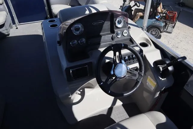 Slide: The Image of Sylvan Mirage 8520 Cruise 2019 - 7