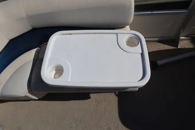 Slide: The Image of Sun Tracker Party Barge 18 2009 - 14