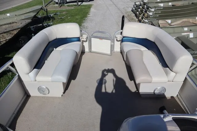 Slide: The Image of Sun Tracker Party Barge 18 2009 - 16