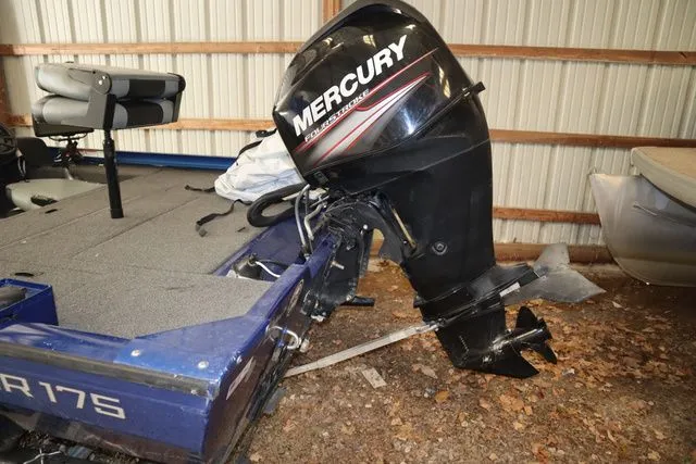 Slide: The Image of Lowe Stinger 175C 2016 - 3