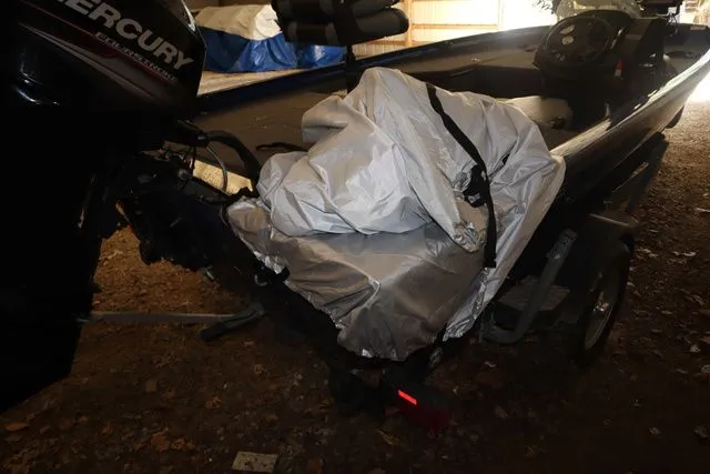 Slide: The Image of Lowe Stinger 175C 2016 - 4