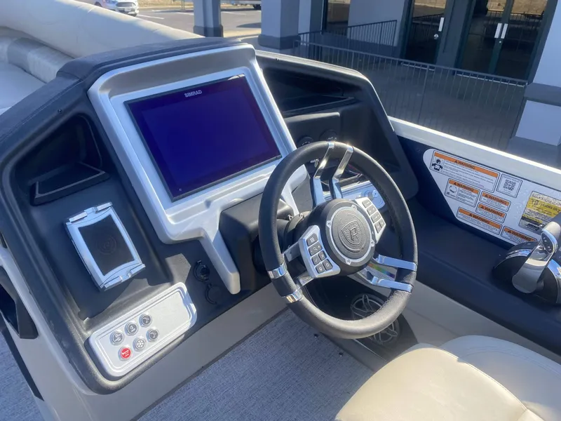 Slide: The Image of Premier 270 Intrigue RF 2023 - 9