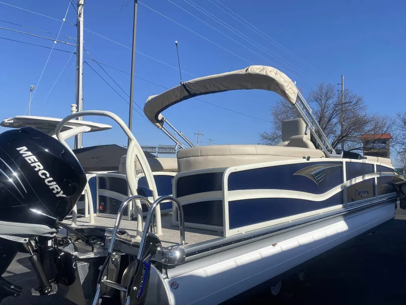 The Image of Premier 270 Intrigue RF 2023 - 1