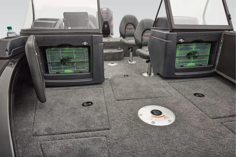 Slide: The Image of Tracker Targa V-19 WT 2026 - 19