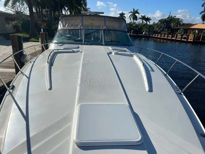 Slide: The Image of Formula 41 Performance Cruiser 2001 - 59