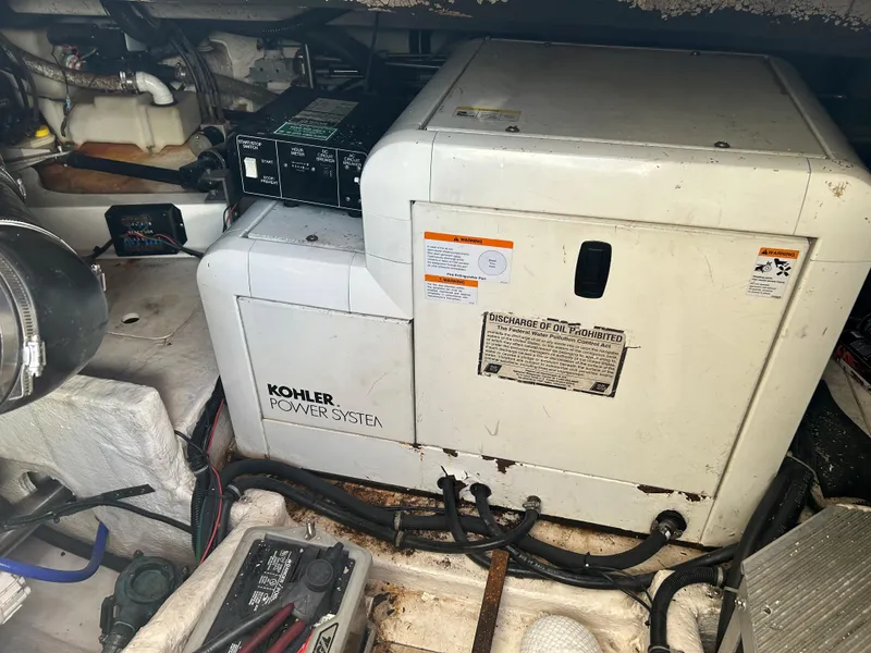 Slide: The Image of Formula 41 Performance Cruiser 2001 - 63