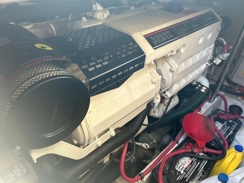 Slide: The Image of Formula 41 Performance Cruiser 2001 - 70