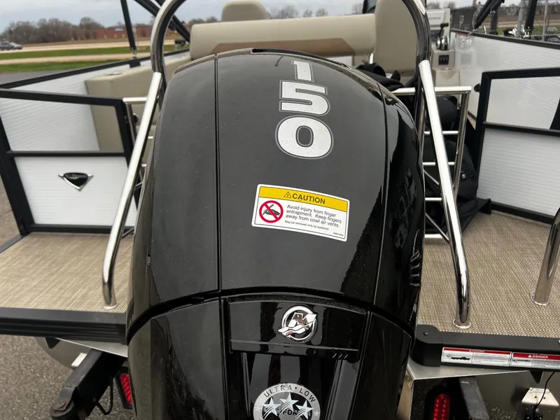 Slide: The Image of Manitou Aurora 23 SL 2026 - 5