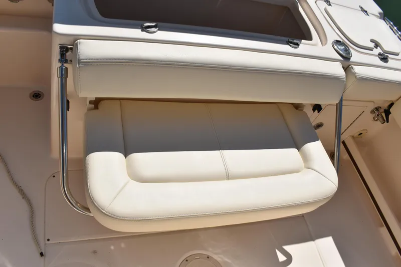 Slide: The Image of 2017 Grady-White Fisherman 257 boat interior with Yamaha 150 engine. - 8