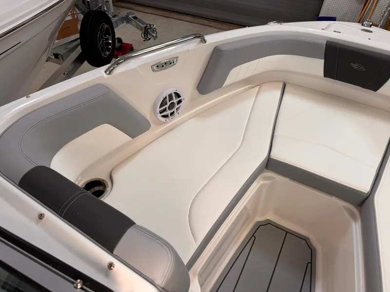 Slide: The Image of 2026 Chaparral 21 SSi OB boat with Yamaha outboard motor at dealership. - 3