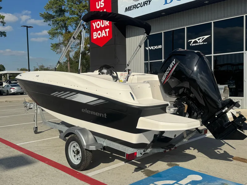 Slide: The Image of Bayliner E16LE 2025 - 11