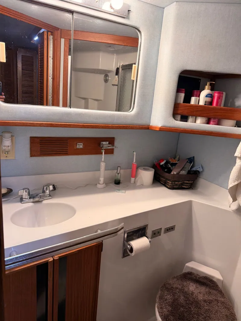 Slide: The Image of Bathroom of 1988 Sea Ray 415 Aft Cabin yacht. - 29