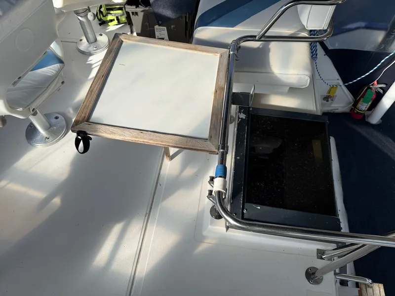 Slide: The Image of Interior of a 1988 Sea Ray 415 Aft Cabin yacht. - 6