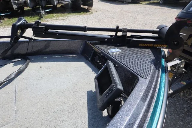 Slide: The Image of Stratos 270 SF 1994 - 6