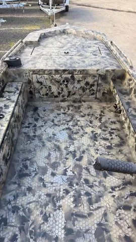 Slide: The Image of Excel Shallow Water F4 Pro Hull 1754 2026 - 2