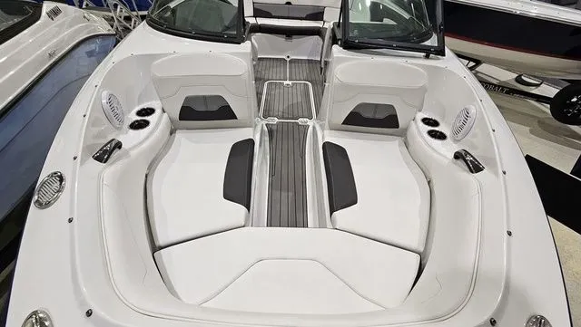 Slide: The Image of Monterey 224FS 2020 - 14