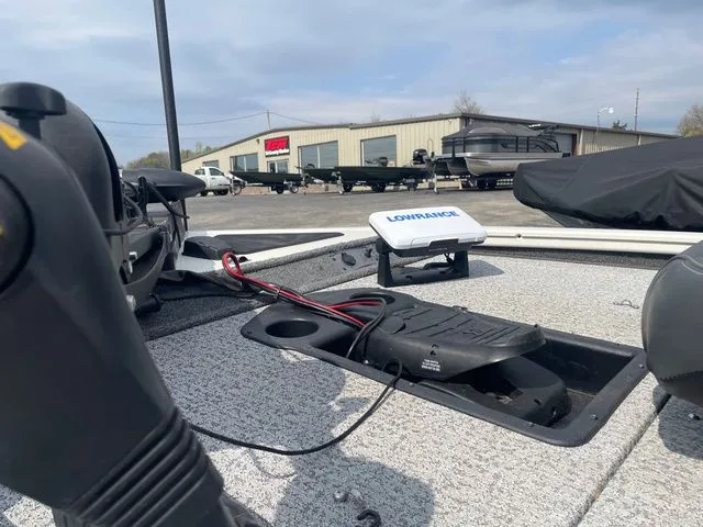 Slide: The Image of Tracker Pro Team 195 TXW Tournament Edition 2023 - 6