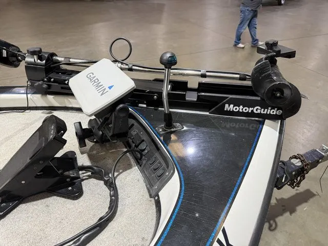 Slide: The Image of Cobra Cobra 20 W/ Mercury 175 1995 - 4