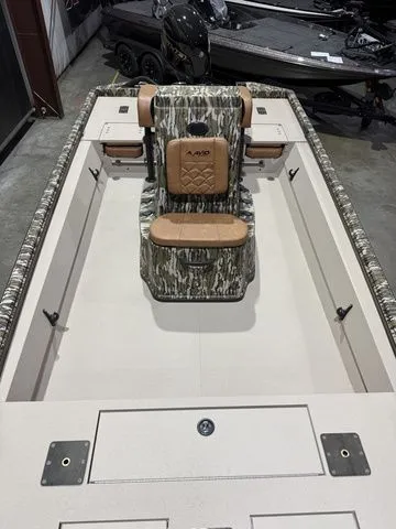 Slide: The Image of Avid Rogue 20 CC W/Yamaha 115 "SHO" 2026 - 9