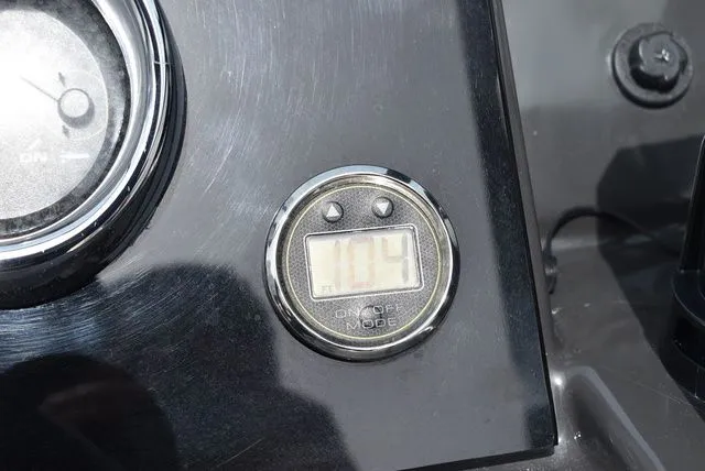 Slide: The Image of Sea Ray SPX 190 Outboard 2018 - 51