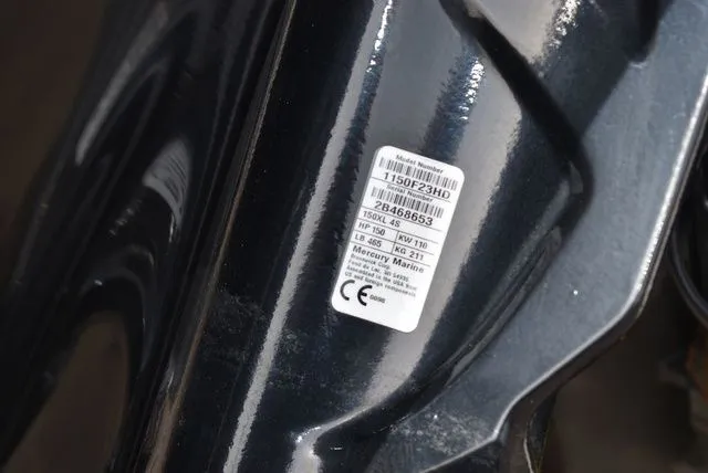 Slide: The Image of Sea Ray SPX 190 Outboard 2018 - 56