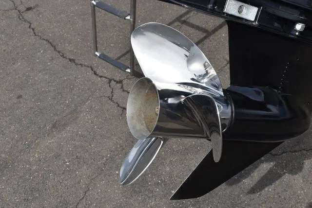 Slide: The Image of Sea Ray SPX 190 Outboard 2018 - 57