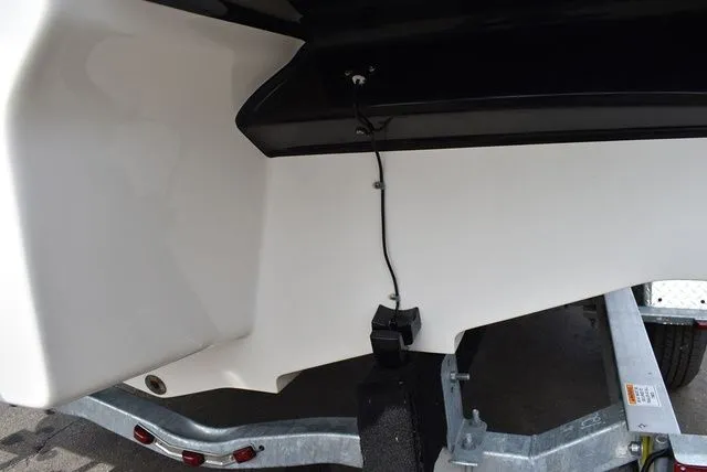 Slide: The Image of Sea Ray SPX 190 Outboard 2018 - 61