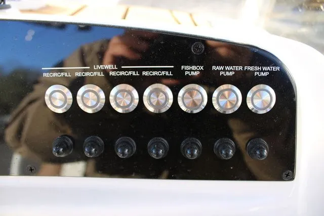 Slide: The Image of Pioneer 222 Sportfish 2026 - 29
