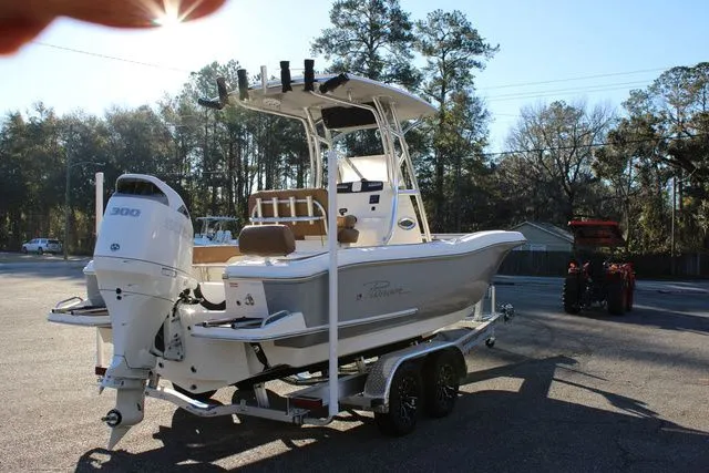 Slide: The Image of Pioneer 222 Sportfish 2026 - 5