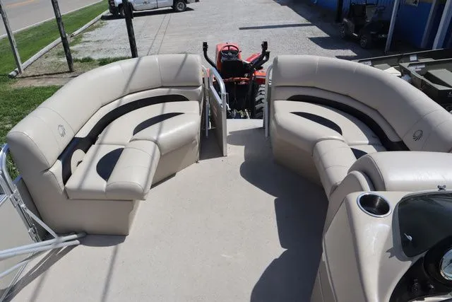 Slide: The Image of Lowe SS 190 2014 - 18