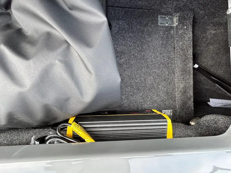 Slide: The Image of MasterCraft NXT22 2026 - 35