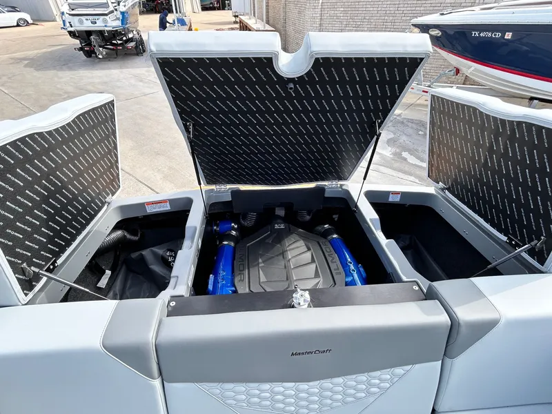 Slide: The Image of MasterCraft NXT22 2026 - 46