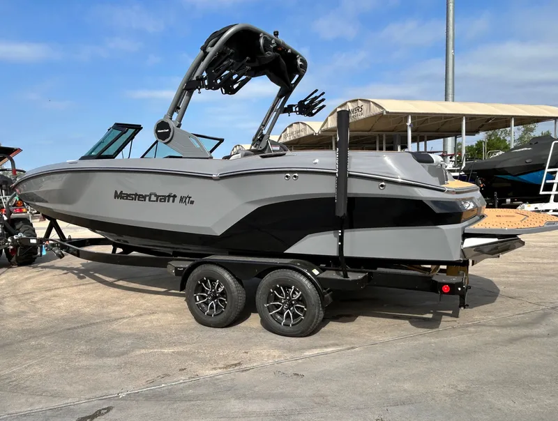 Slide: The Image of MasterCraft NXT22 2026 - 5