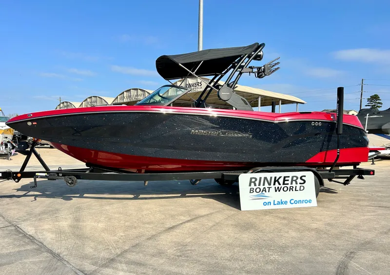 The Image of MasterCraft NXT24 2026 - 1