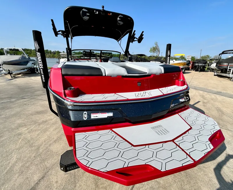 Slide: The Image of MasterCraft NXT24 2026 - 10