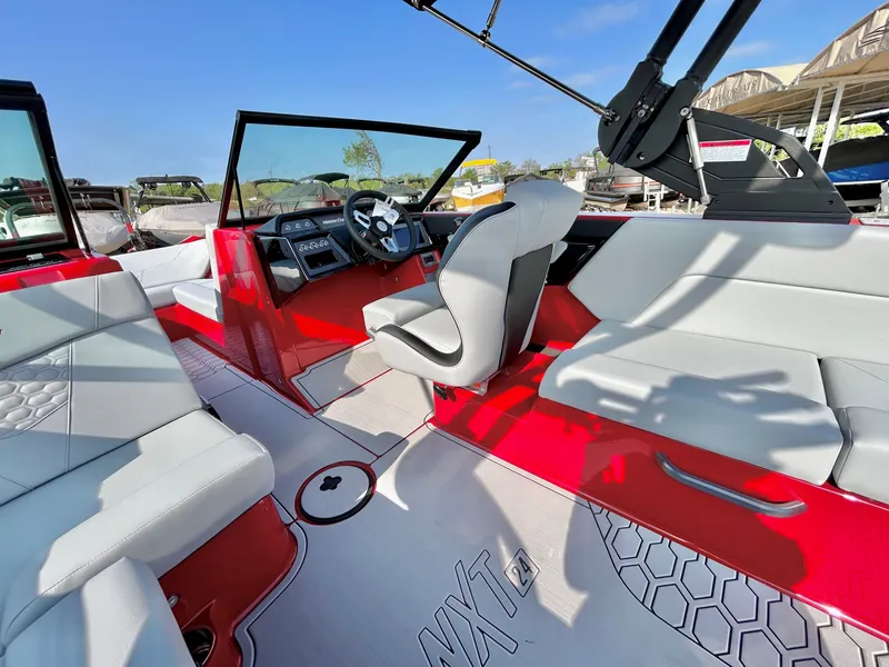 Slide: The Image of MasterCraft NXT24 2026 - 29