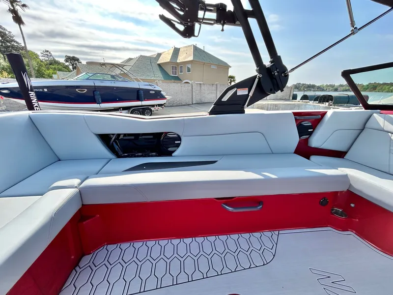 Slide: The Image of MasterCraft NXT24 2026 - 35