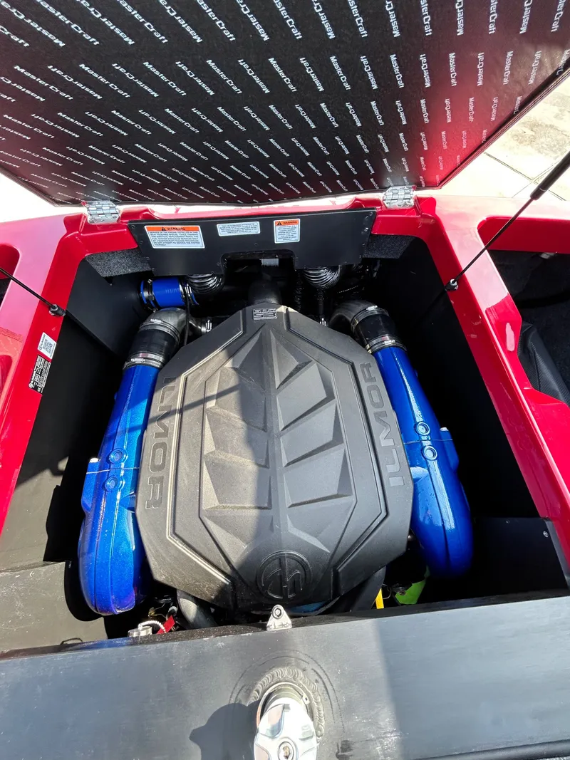 Slide: The Image of MasterCraft NXT24 2026 - 46