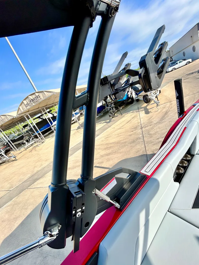 Slide: The Image of MasterCraft NXT24 2026 - 50