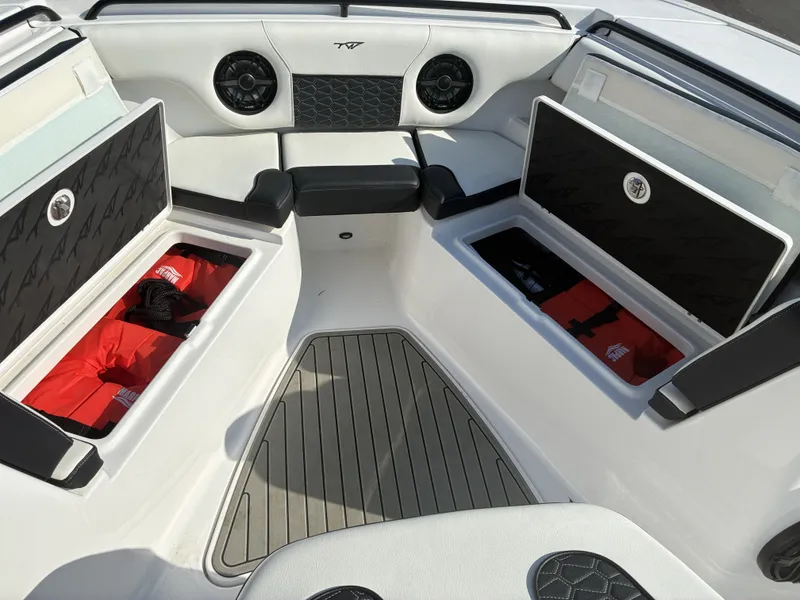 Slide: The Image of Tidewater 302 CC Adventure 2026 - 30