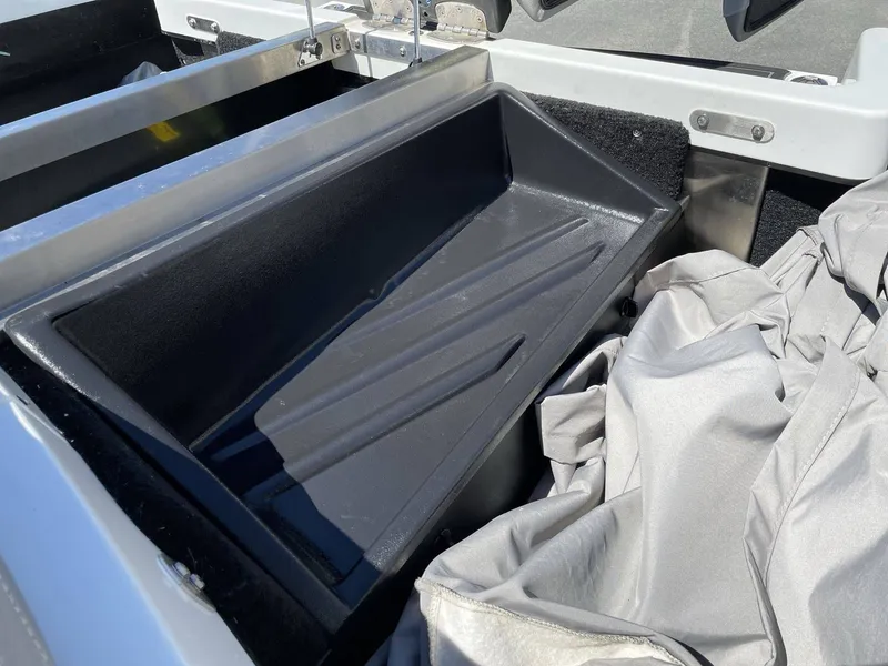 Slide: The Image of Centurion Ri237 2021 - 5